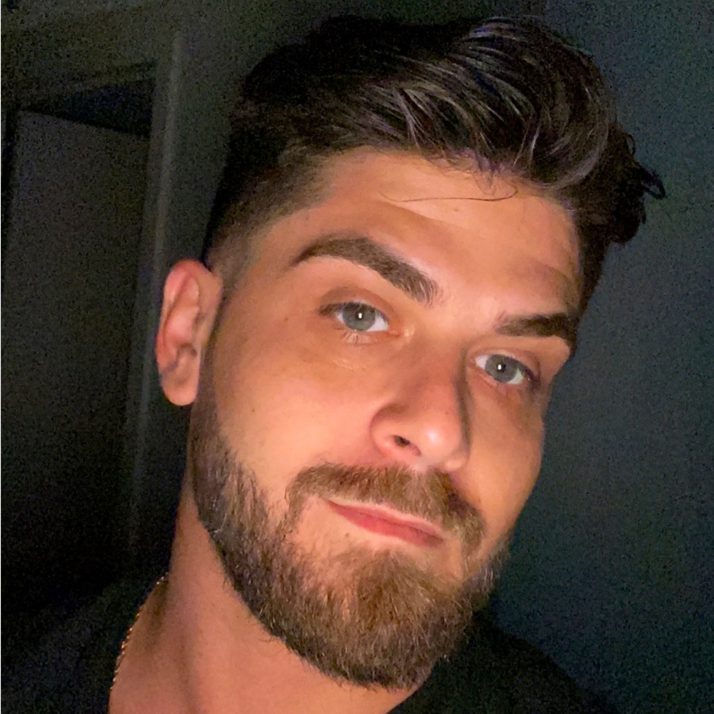 Meet your Posher, Marc